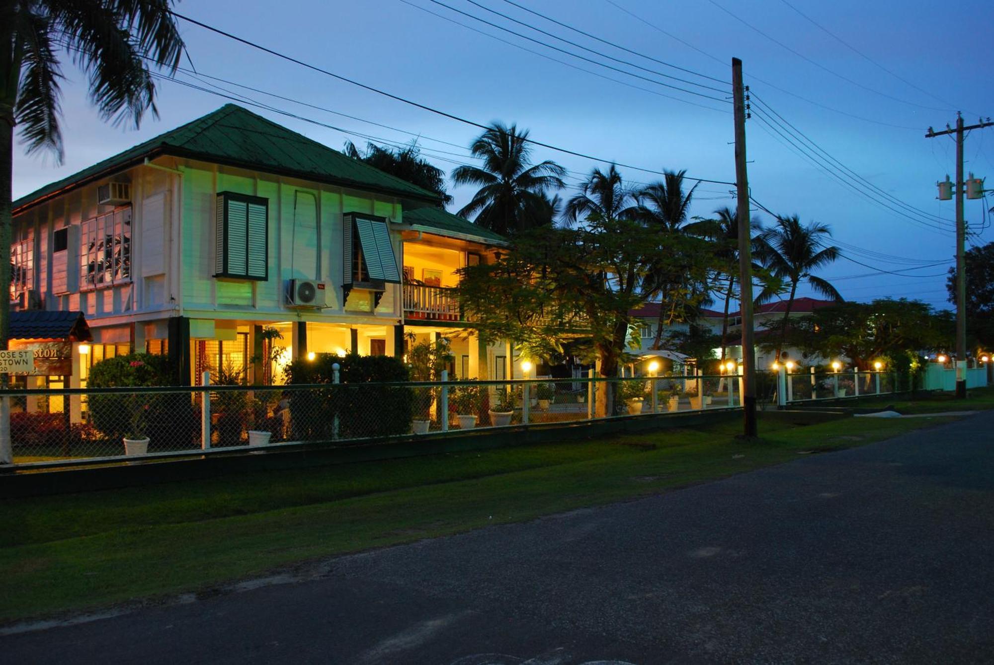 Herdmanston Lodge Hotel Georgetown Exterior photo